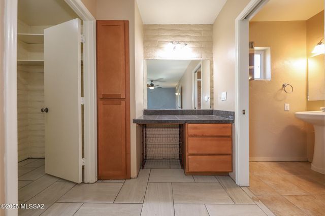 1641 S San Carla, Green Valley, AZ 85614