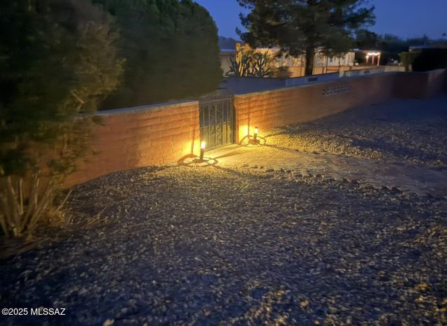 1641 S San Carla, Green Valley, AZ 85614