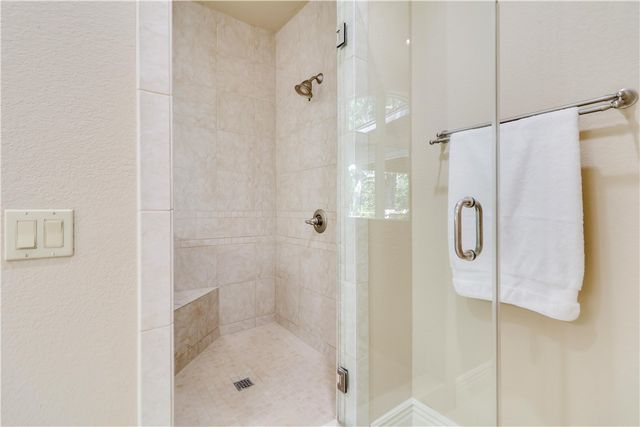 562 Winding Spring Drive, Fayetteville, AR 72703