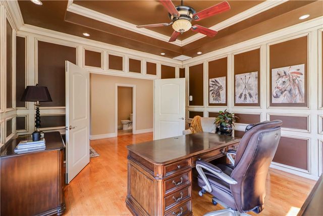 562 Winding Spring Drive, Fayetteville, AR 72703