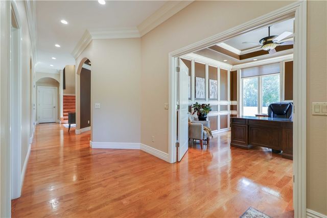 562 Winding Spring Drive, Fayetteville, AR 72703