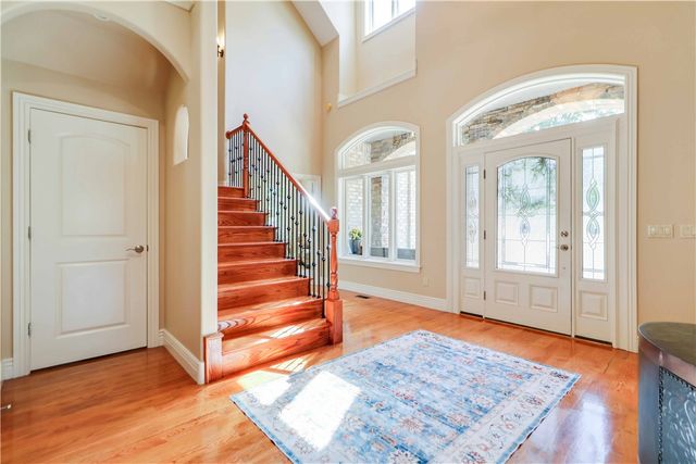 562 Winding Spring Drive, Fayetteville, AR 72703