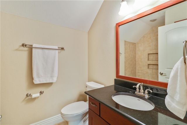 562 Winding Spring Drive, Fayetteville, AR 72703