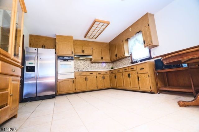 1004 Park Ln, Plainfield City, NJ 07062