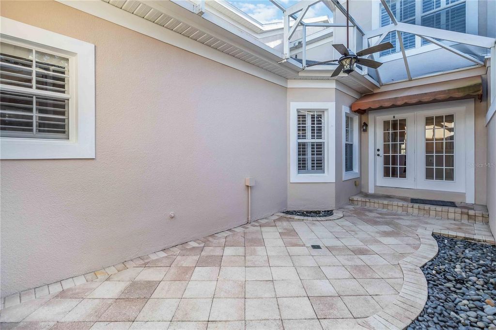 Image 24 of property listing at 8719 SILK BAY PLACE, Orlando, FL 32827