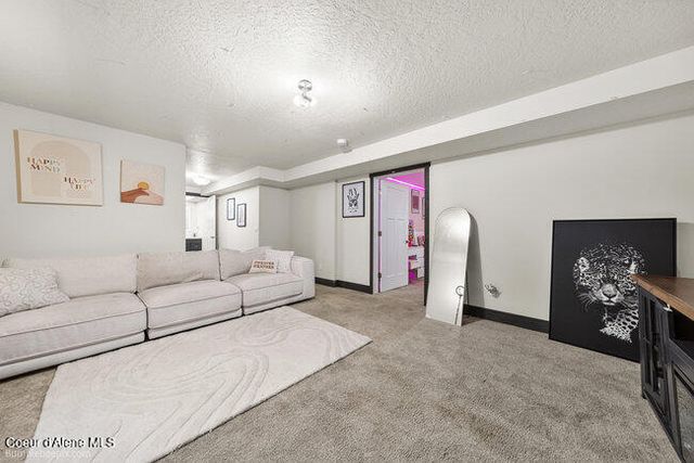 2489 Side Saddle Ln, Post Falls, ID 83854