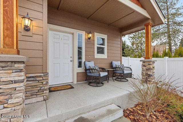 2489 Side Saddle Ln, Post Falls, ID 83854