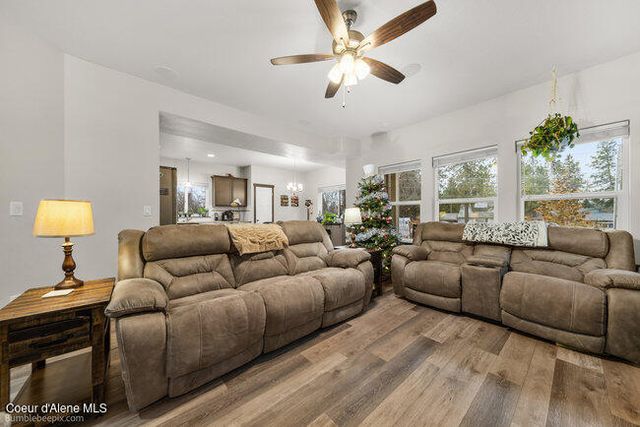 2489 Side Saddle Ln, Post Falls, ID 83854