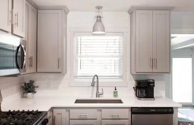 39 Plantation Drive, Little Rock, AR 72206