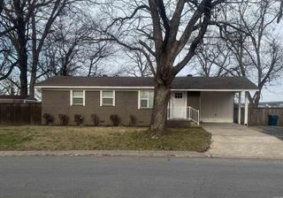 39 Plantation Drive, Little Rock, AR 72206