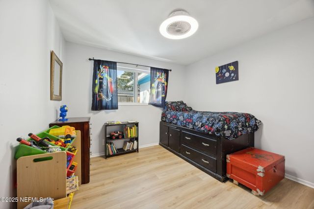 7428 SANDHURST Road S, Jacksonville, FL 32277