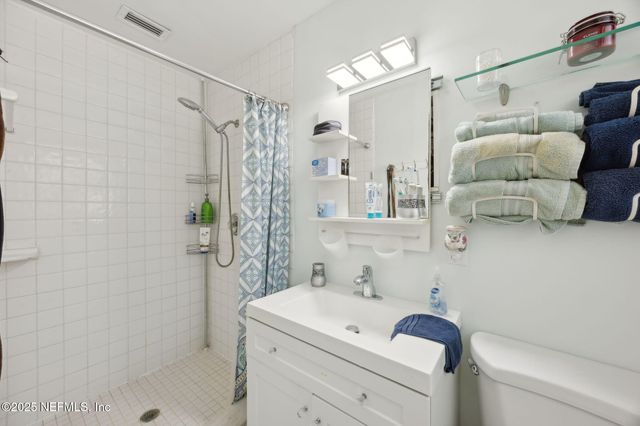 7428 SANDHURST Road S, Jacksonville, FL 32277