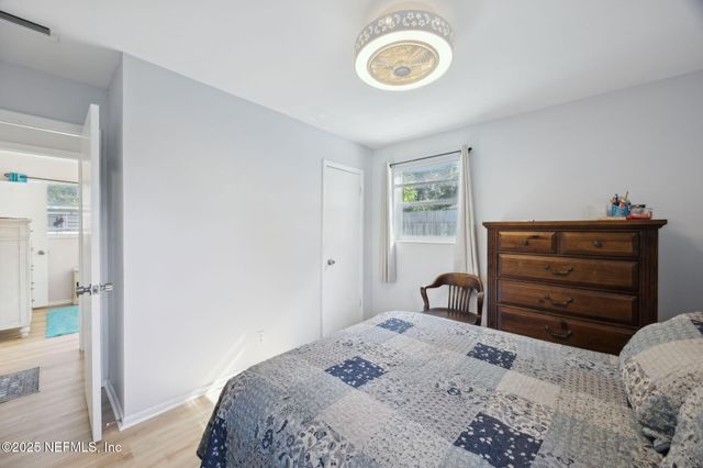 7428 SANDHURST Road S, Jacksonville, FL 32277