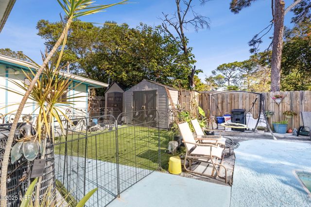 7428 SANDHURST Road S, Jacksonville, FL 32277