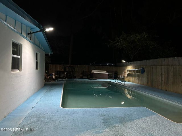 7428 SANDHURST Road S, Jacksonville, FL 32277