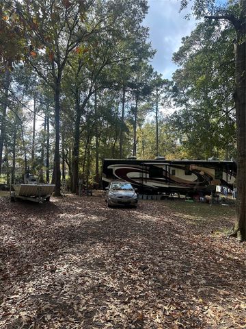 376 Nueces Drive, Trinity, TX 75862