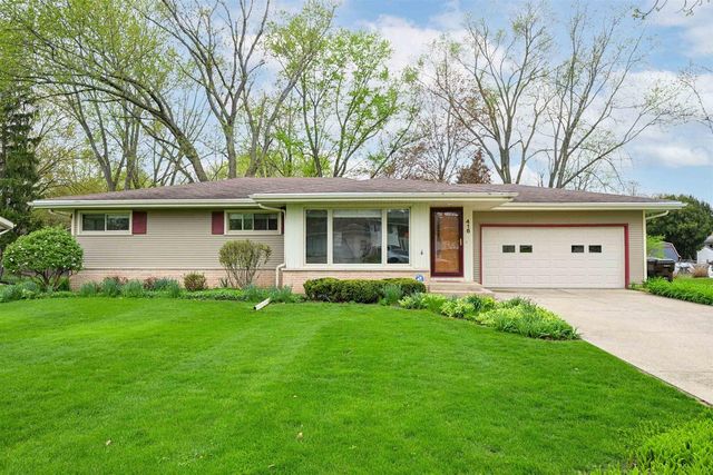 416 S Woodland Drive, Whitewater, WI 53190