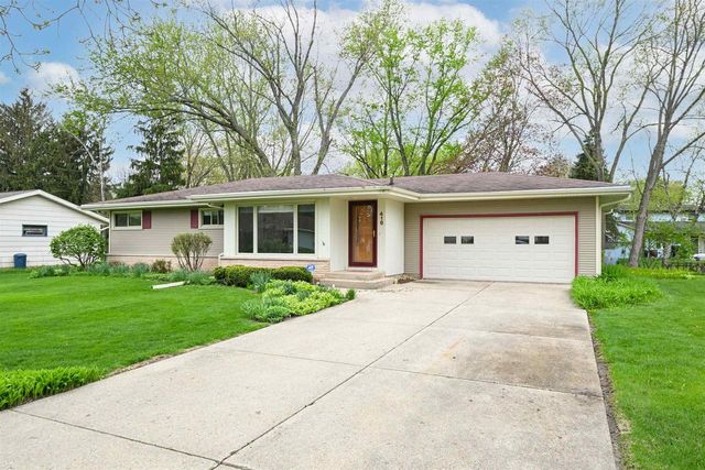 416 S Woodland Drive, Whitewater, WI 53190