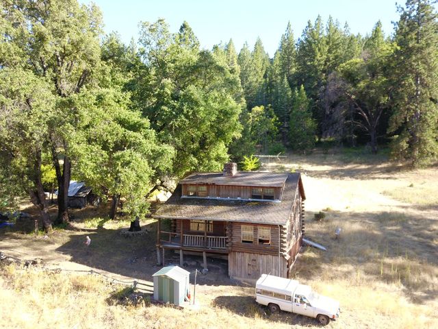 8600 Lodestone Rd, Somerset, CA 95684