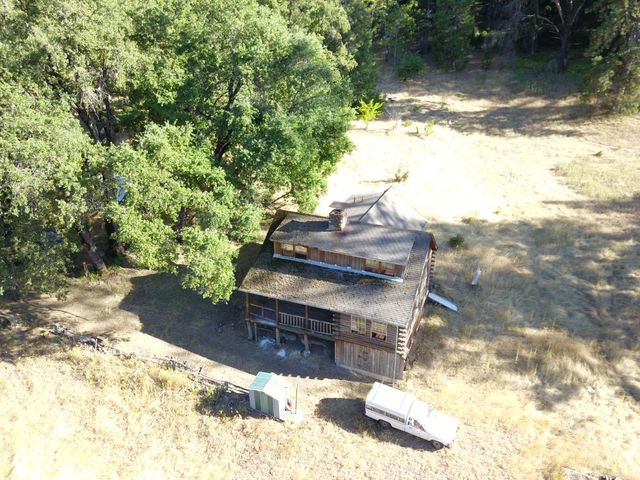 8600 Lodestone Rd, Somerset, CA 95684
