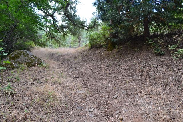 8600 Lodestone Rd, Somerset, CA 95684