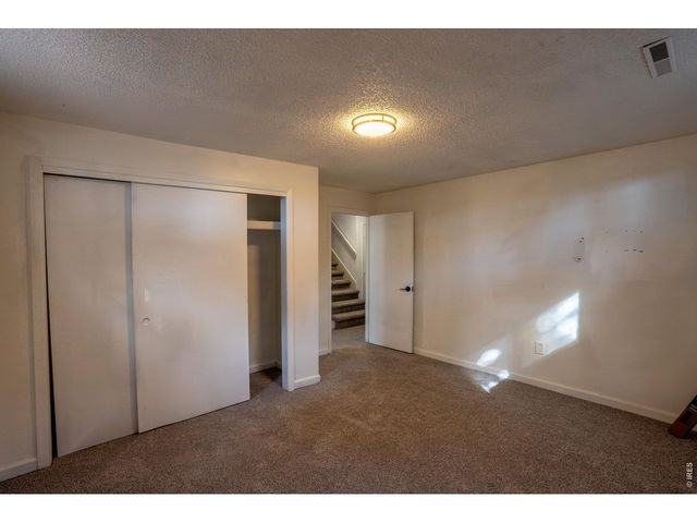 28 University Dr, Longmont, CO 80503