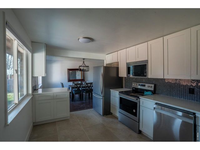 28 University Dr, Longmont, CO 80503