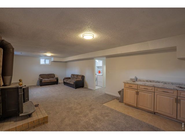 28 University Dr, Longmont, CO 80503