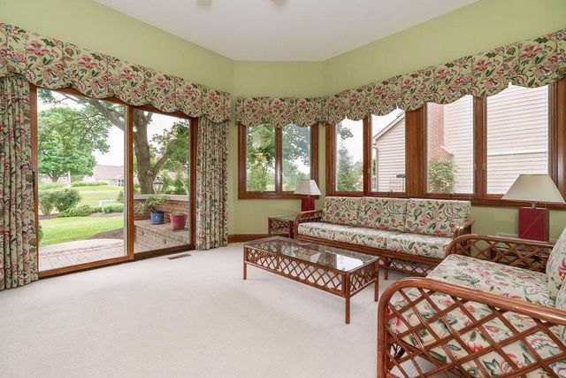 5864 Tarton Circle N, Dublin, OH 43017