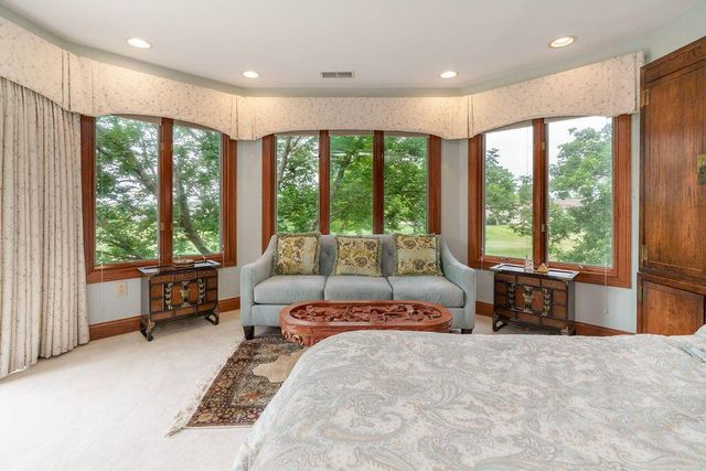 5864 Tarton Circle N, Dublin, OH 43017