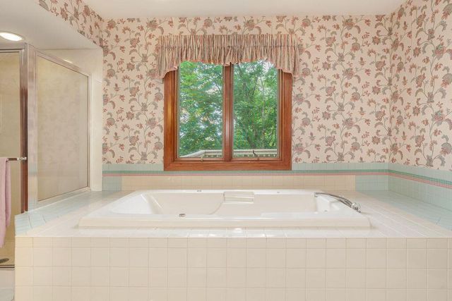 5864 Tarton Circle N, Dublin, OH 43017