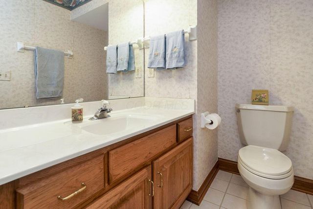 5864 Tarton Circle N, Dublin, OH 43017