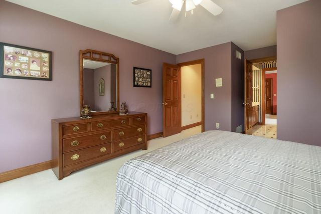 5864 Tarton Circle N, Dublin, OH 43017