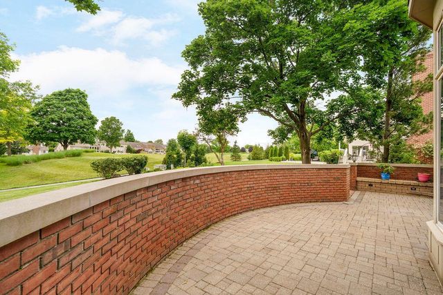5864 Tarton Circle N, Dublin, OH 43017