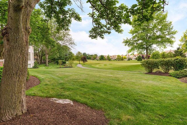 5864 Tarton Circle N, Dublin, OH 43017