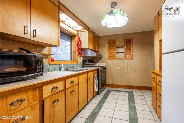1311 N Rainbow Park Drive, Wasilla, AK 99623