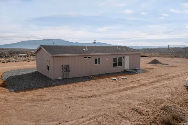 11 25th Avenue NW, Rio Rancho, NM 87144