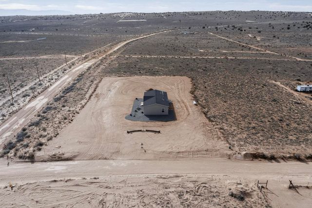 11 25th Avenue NW, Rio Rancho, NM 87144