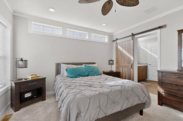 11 25th Avenue NW, Rio Rancho, NM 87144