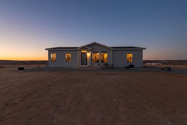 11 25th Avenue NW, Rio Rancho, NM 87144