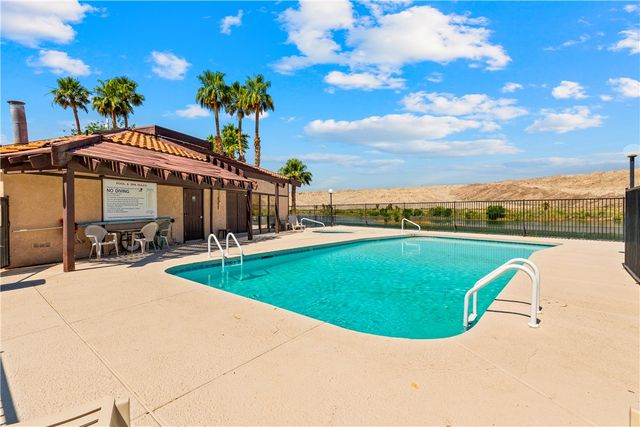 201 Riverfront Drive 14, Bullhead City, AZ 86442