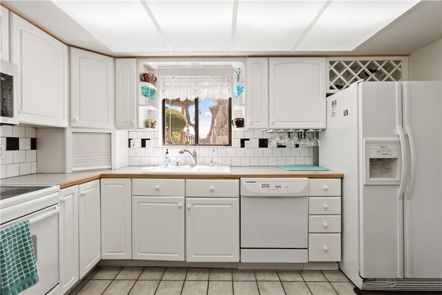 201 Riverfront Drive 14, Bullhead City, AZ 86442