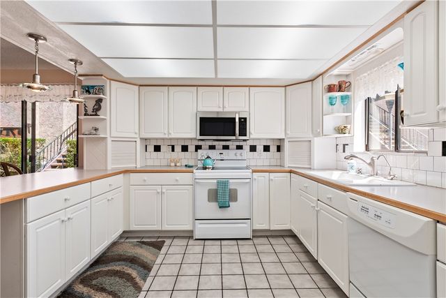 201 Riverfront Drive 14, Bullhead City, AZ 86442