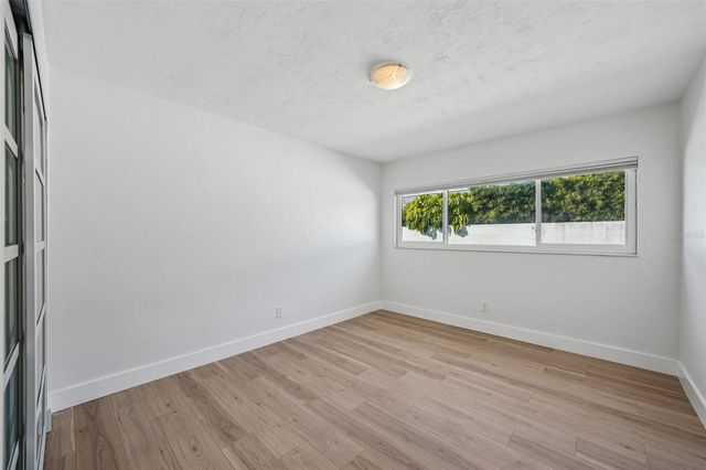 11055 6TH STREET E, Treasure Island, FL 33706