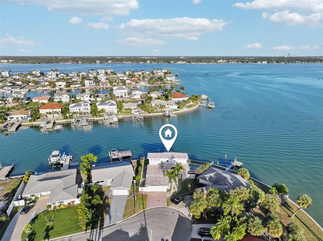 11055 6TH STREET E, Treasure Island, FL 33706