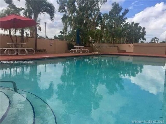 1251 NE 108th St 103, Miami, FL 33161