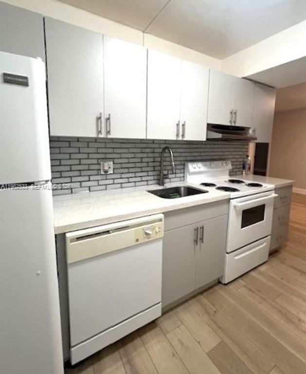 1251 NE 108th St 103, Miami, FL 33161