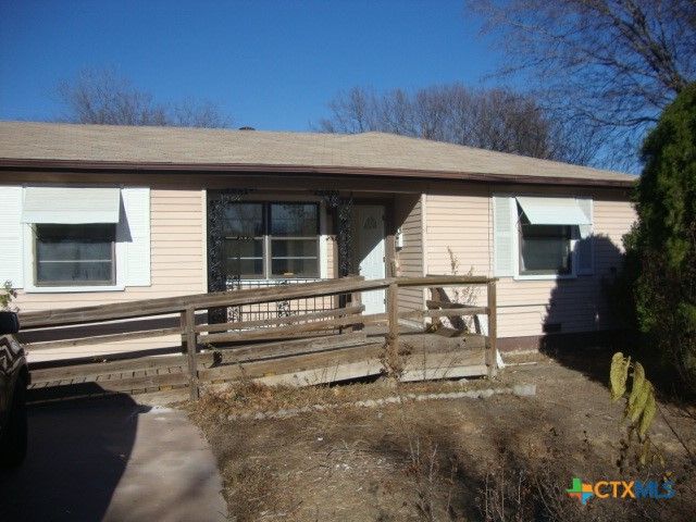 205 E Voelter, Killeen, TX 76541