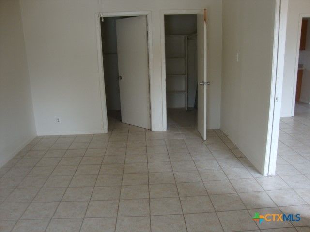 205 E Voelter, Killeen, TX 76541