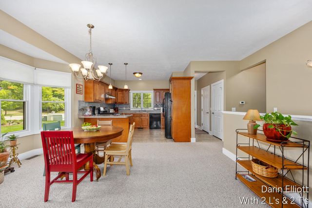 1015 Grosvenor Drive Unit 4, Greenville, MI 48838